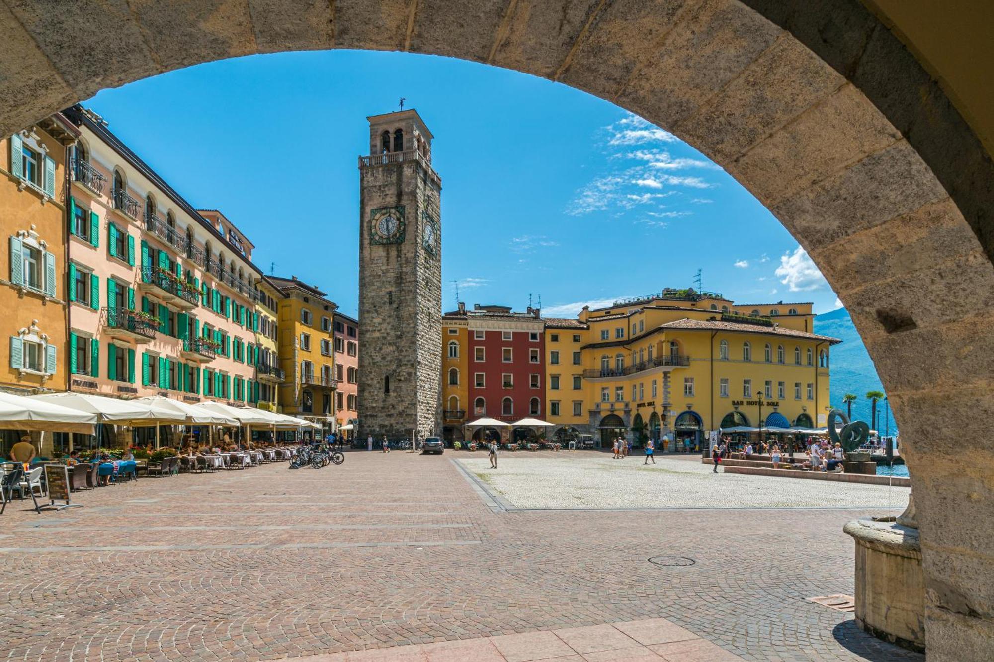 Claz House - Happy Rentals Riva del Garda Buitenkant foto